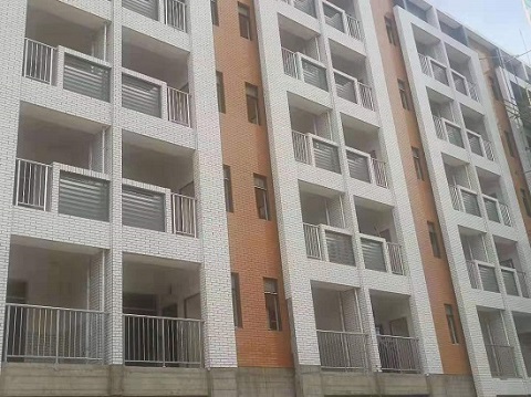 江蘇南通二建集團梧州產業基地不銹鋼防護欄工程