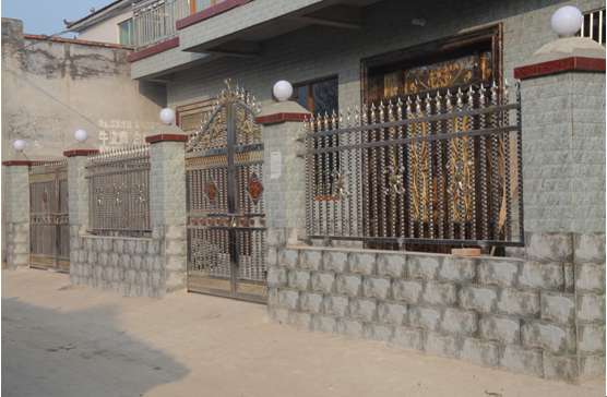 佛山不銹鋼裝飾管做的產(chǎn)品 佛山<a href='/product/' class='keys' title='點(diǎn)擊查看關(guān)于不銹鋼裝飾管的相關(guān)信息' target='_blank'>不銹鋼裝飾管</a>做的產(chǎn)品