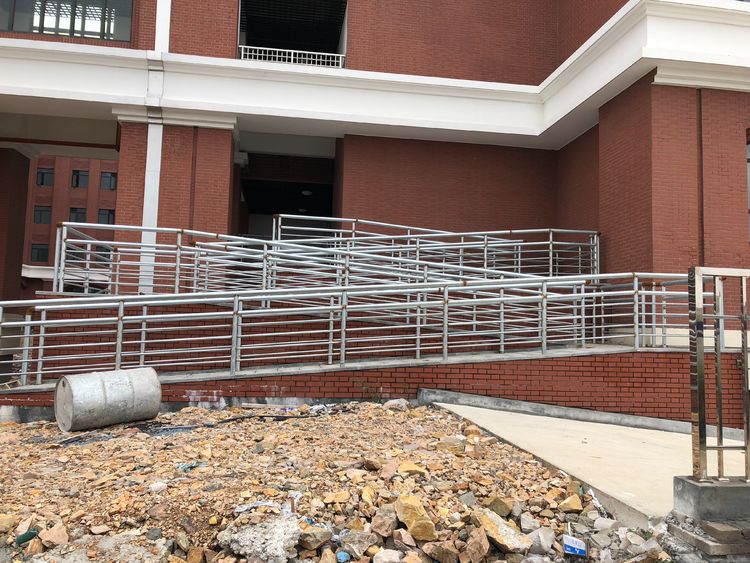 工程用不銹鋼管小區使用案例 工程用不銹鋼管小區使用案例