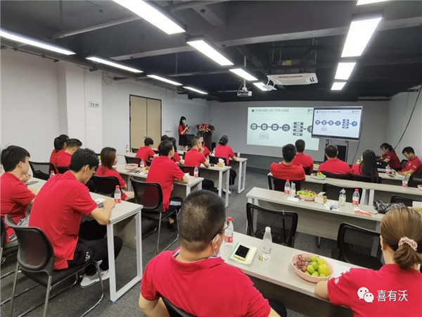 伊盾門(mén)窗馮文婷分享抖音 伊盾門(mén)窗馮文婷分享抖音