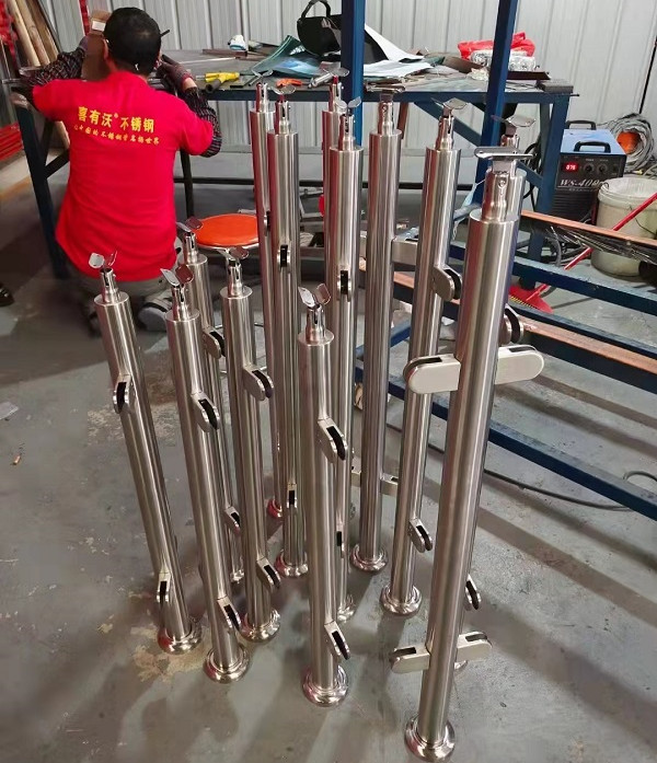 不銹鋼管材立柱 不銹鋼管材立柱