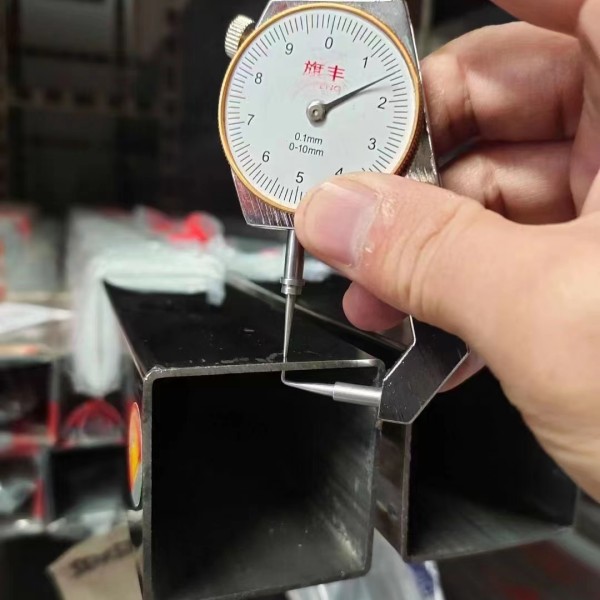測量不銹鋼方管厚度 測量不銹鋼方管厚度