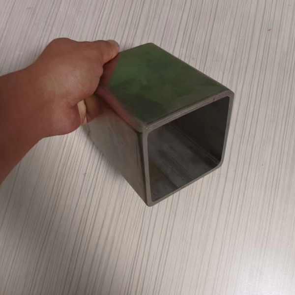 不銹鋼方管切割 不銹鋼方管切割